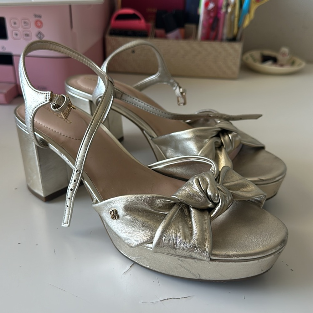 BANDOLINO sandals